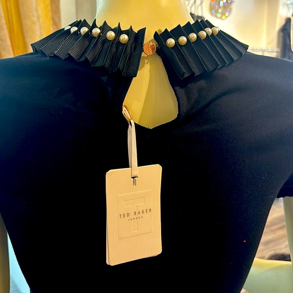 TED BAKER LONDON PEARL DETAIL scoop neck T-Shirt - Picture 5 of 8